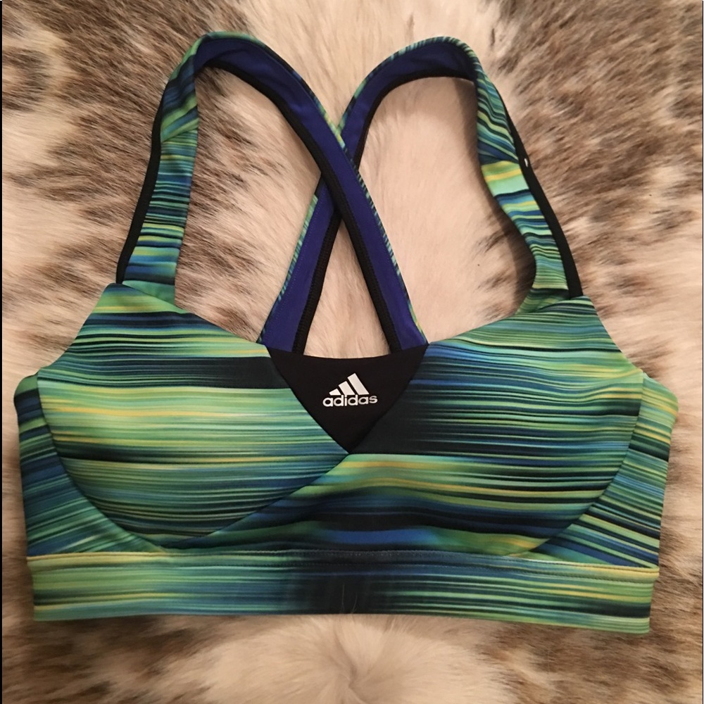 Adidas sports bra size small